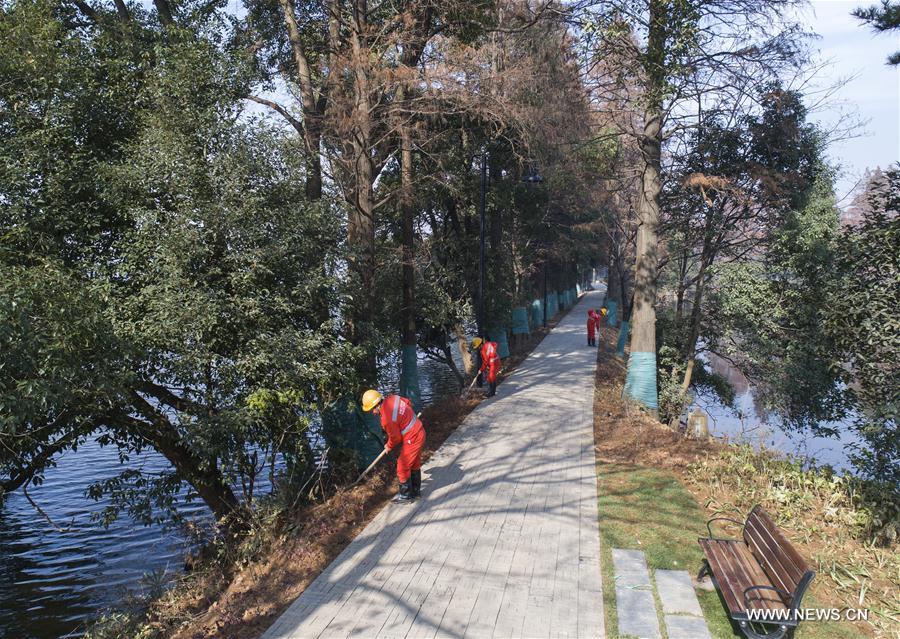 CHINA-HUBEI-WUHAN-EAST LAKE-GREENWAY (CN)