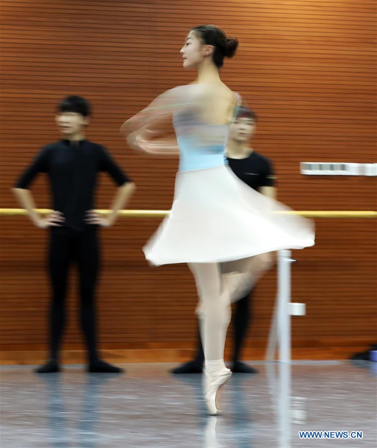 CHINA-SHENYANG-LIAONING BALLET TROUPE (CN)