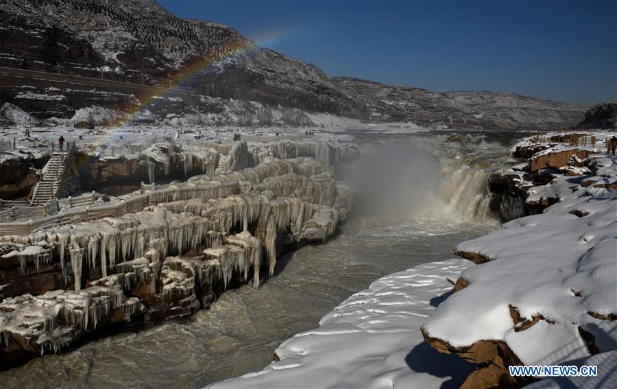 CHINA-YELLOW RIVER-HUKOU WATERFALL-WINTER SCENERY (CN)