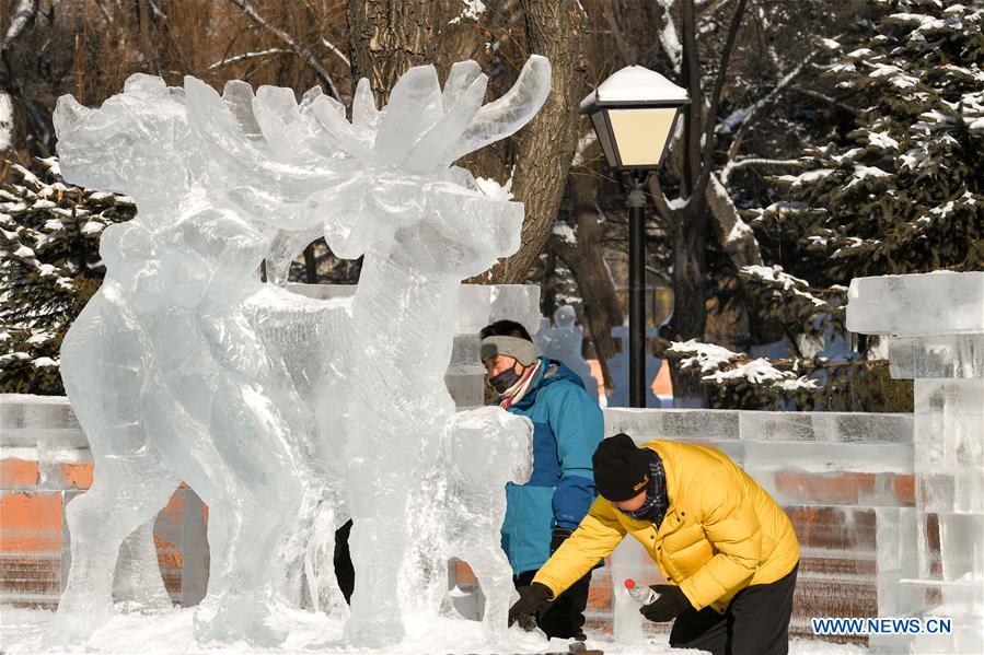 CHINA-HARBIN-ICE SCULPTURE-COMPETITION (CN) 