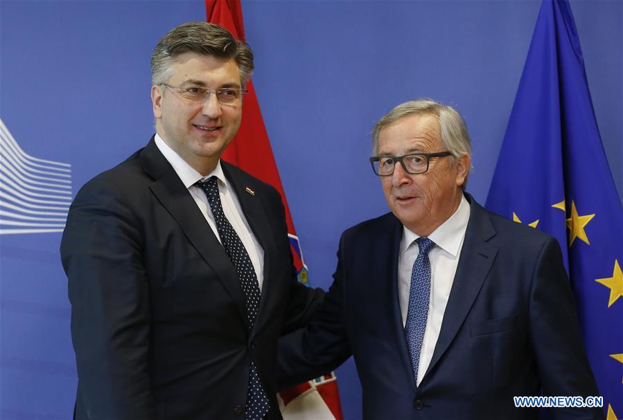 BELGIUM-BRUSSELS-EU-CROATIA-JUNCKER-PLENKOVIC