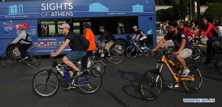 GREECE-ATHENS-BIKE RIDE