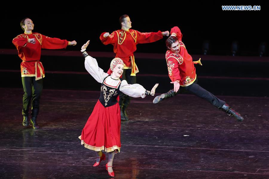 CHINA-BEIJING-SCO ART FESTIVAL-FOLK DANCE-SHOW (CN)