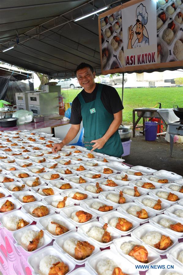 BRUNEI-BANDAR SERI BEGAWAN-RAMADAN-MARKET