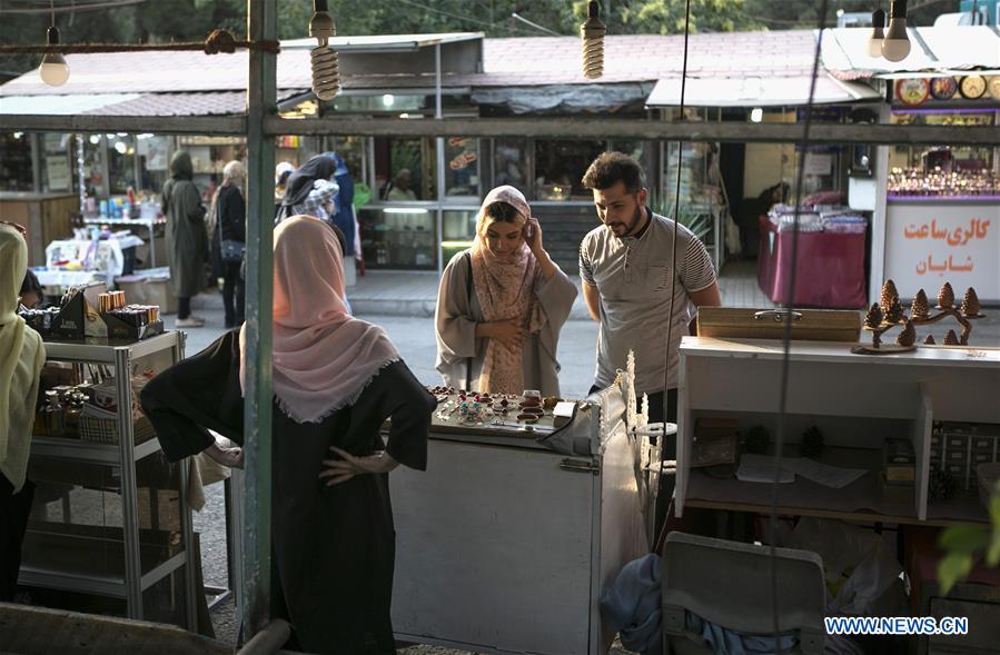 IRAN-TEHRAN-ECONOMY-BAZAAR