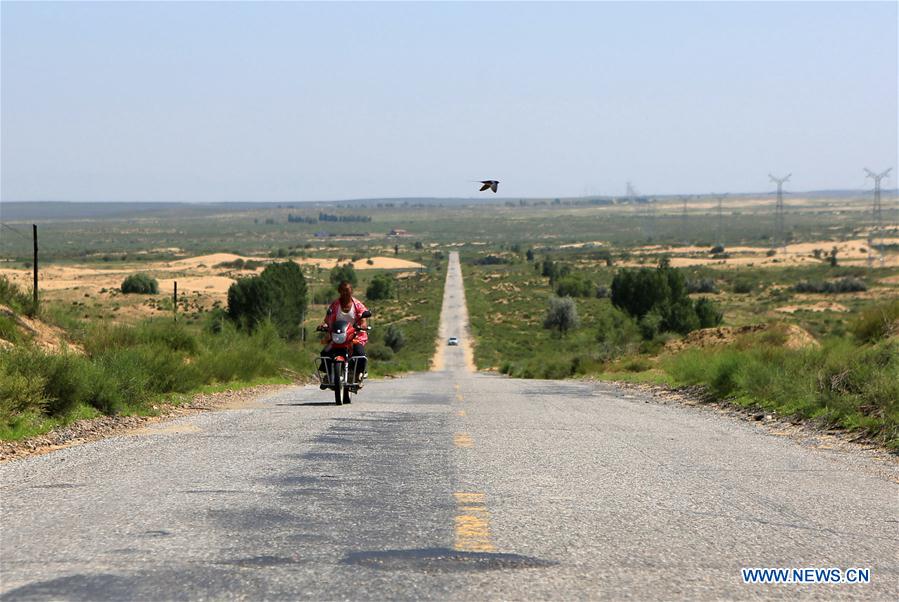 CHINA-INNER MONGOLIA-KUBUQI-DESERT CONTROL (CN)