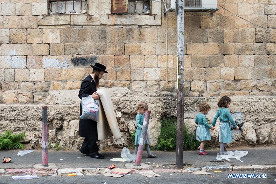 MIDEAST-JERUSALEM-JEWISH NEW YEAR-PREPARATION