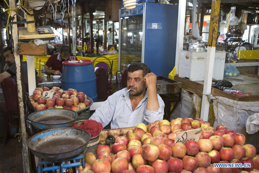 IRAN-RASHT-BAZAAR-DAILY LIFE