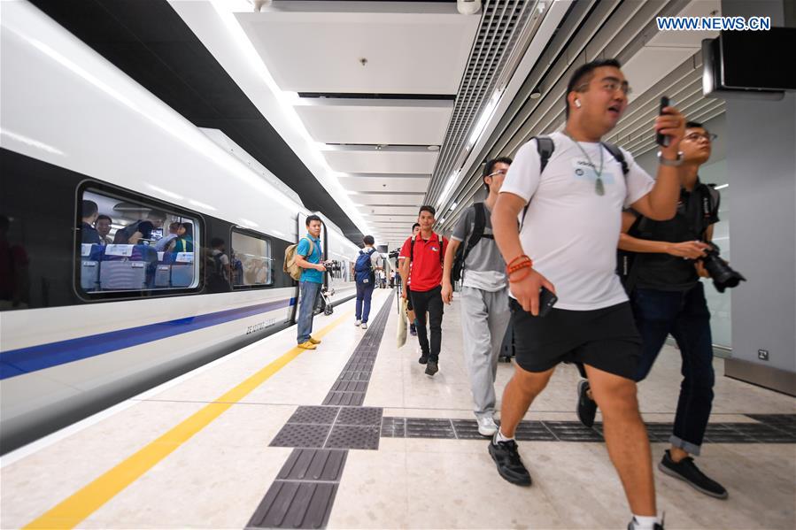 CHINA-HONG KONG-HIGH-SPEED RAILWAY-OPENING (CN)