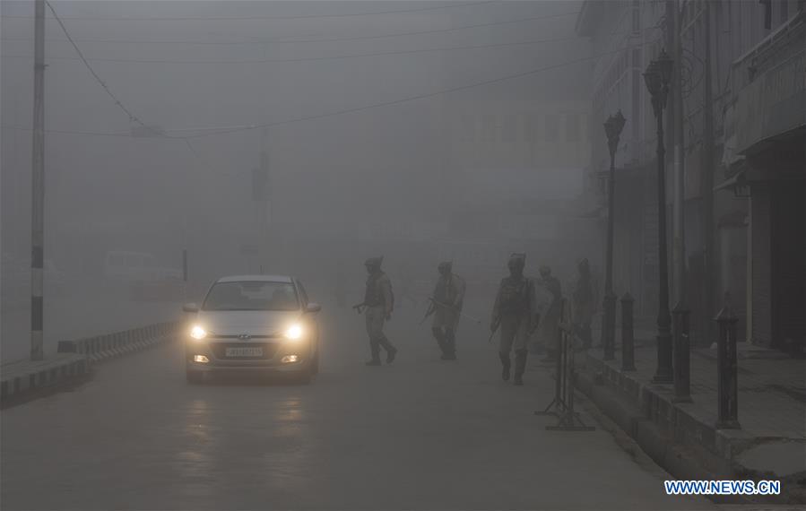 INDIA-CONTROLLED KASHMIR-SRINAGAR-WEATHER-FOG