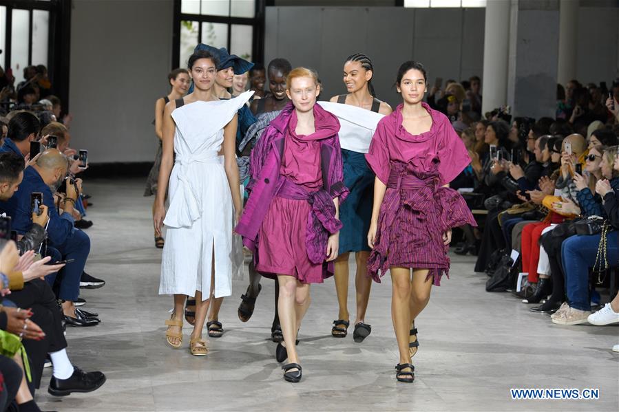 FRANCE-PARIS-FASHION WEEK-ISSEY MIYAKE