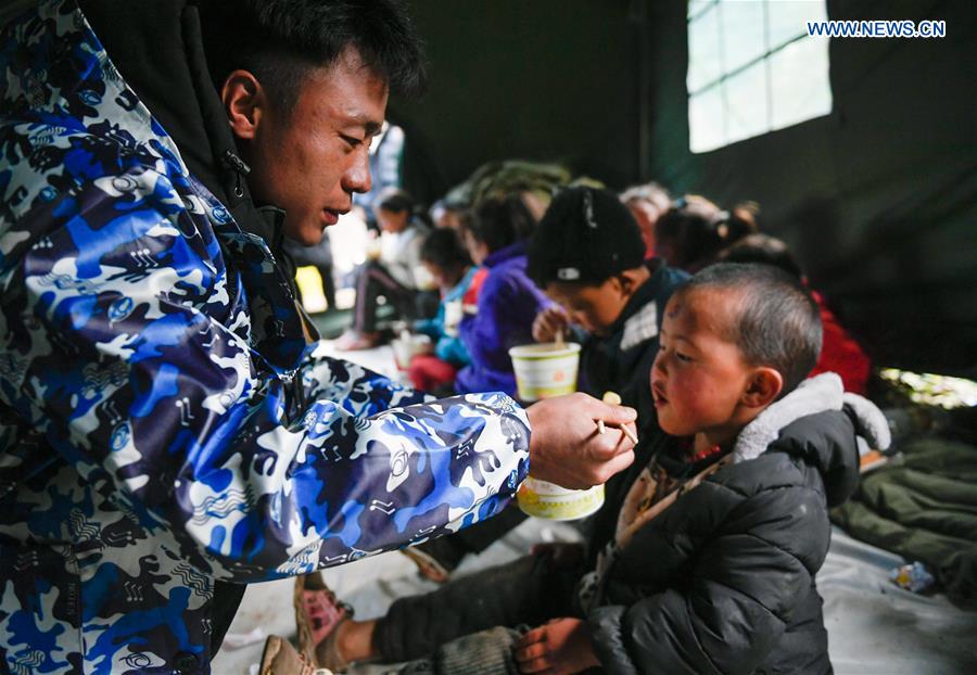 CHINA-TIBET-QAMDO-LANDSLIDE-RESCUE (CN)