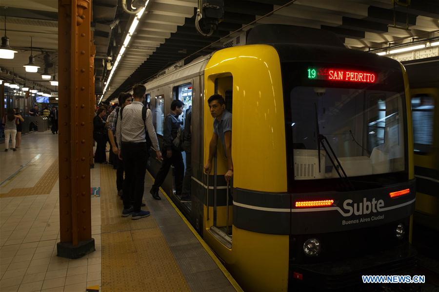 ARGENTINA-BUENOS AIRES-DAILYLIFE-CHINA-IMPORTED SUBWAY TRAIN