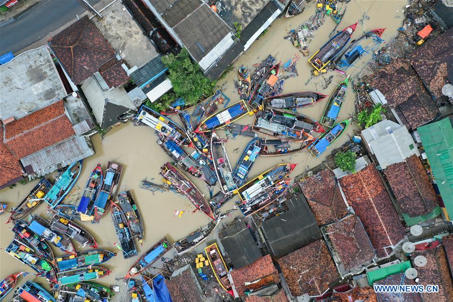 INDONESIA-BANTEN-TSUNAMI-DESTROYED BOATS