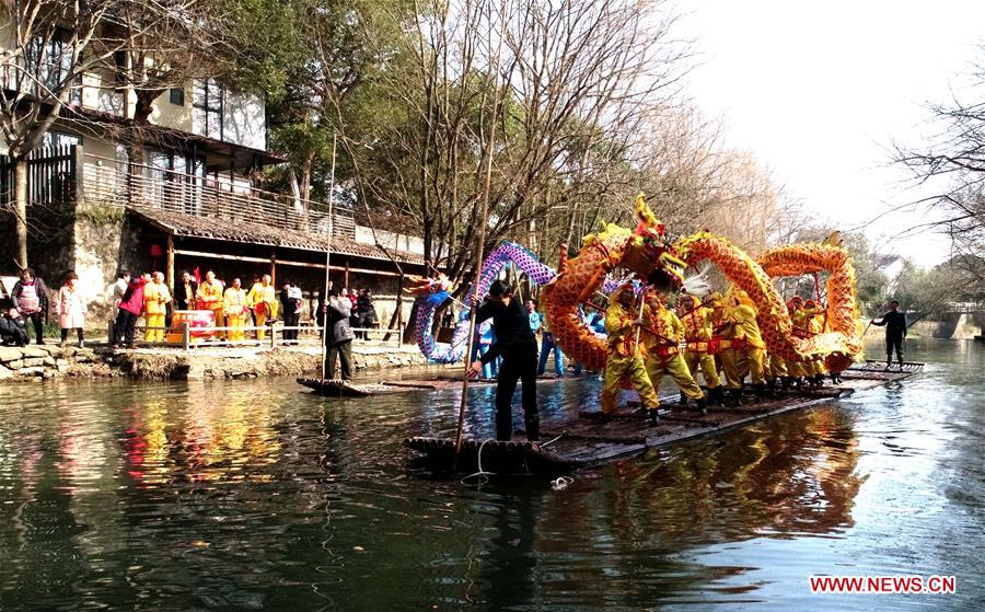 CHINA-ZHEJIANG-CHANGXING-DRAGON DANCE