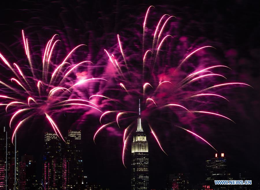 U.S-NEW YORK-FIREWORKS-CHINESE NEW YEAR