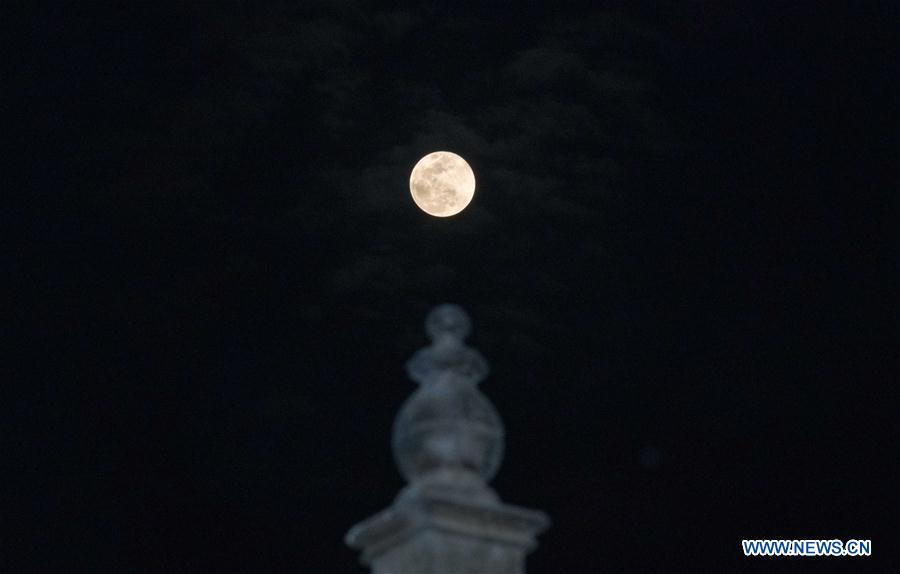 EGYPT-CAIRO-FULL MOON