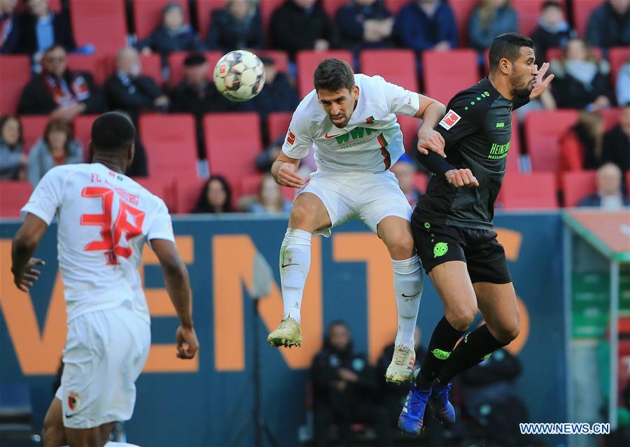 (SP)GERMANY-AUGSBURG-SOCCER-BUNDESLIGA-AUGSBURG VS HANOVER 96