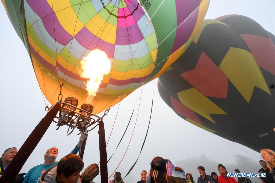 NEW ZEALAND-HAMILTON-HOT AIR BALLOON FESTIVAL-CLOSING