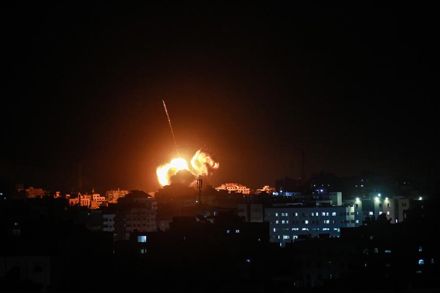 MIDEAST-GAZA CITY-AIR STRIKE