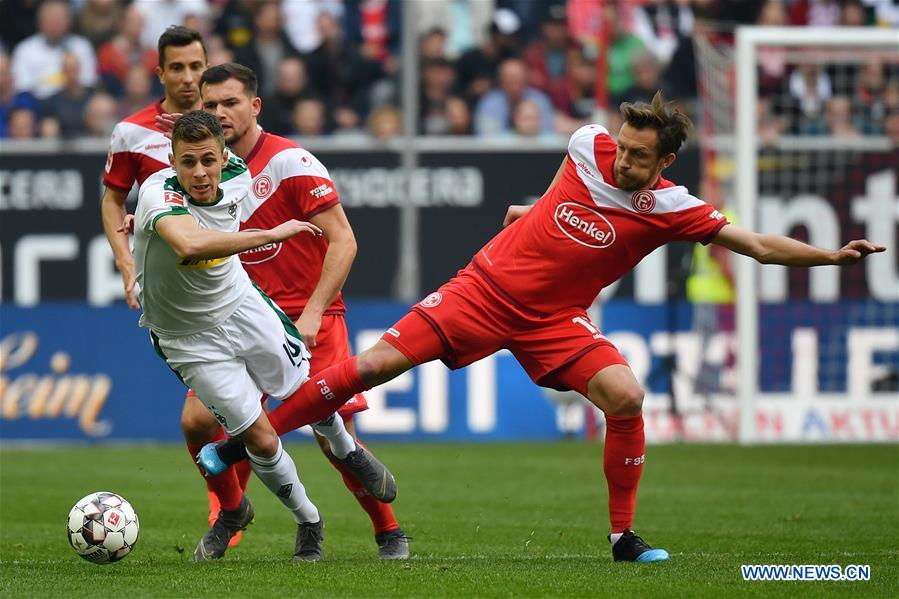 (SP)GERMANY-DUSSELDORF-SOCCER-BUNDESLIGA-DUSSELDORF VS MOENCHENGLADBACH