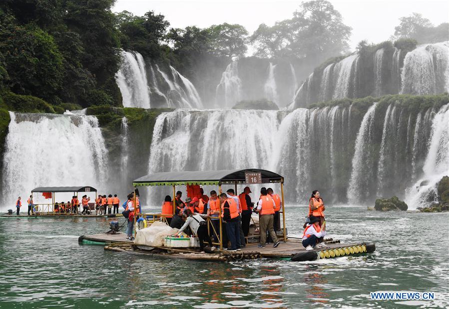 CHINA-GUANGXI-WATERFALL (CN)