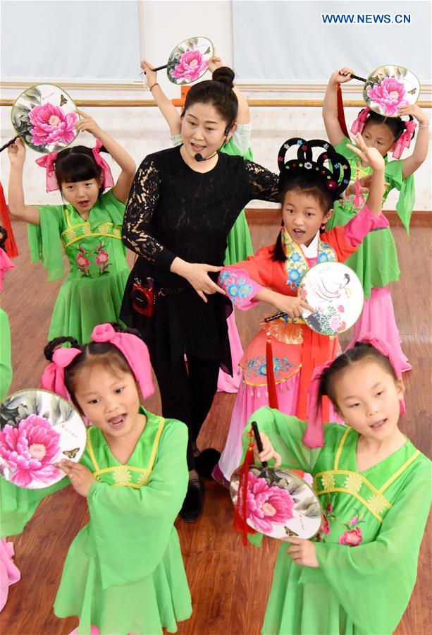 #CHINA-HEFEI-TONGLING-HUANGMEI OPERA-STUDENTS (CN)