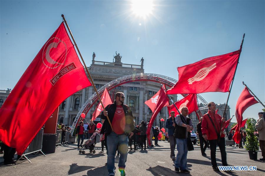 AUSTRIA-VIENNA-MAY 1ST-PARADE