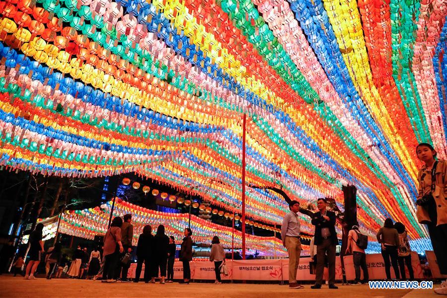 SOUTH KOREA-SEOUL-JOGYESA TEMPLE-SEOKGA TANSINIL