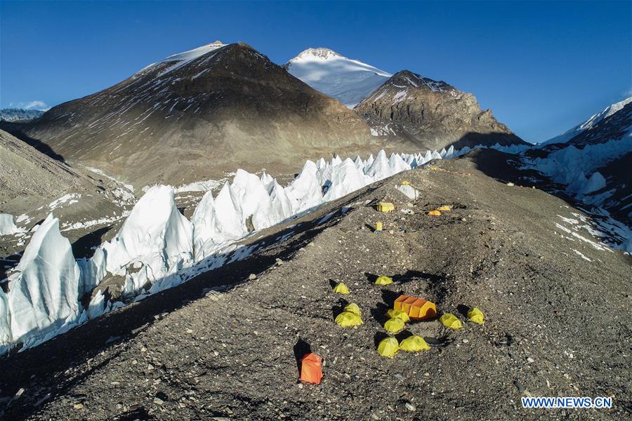 XINHUA PHOTOS OF THE DAY