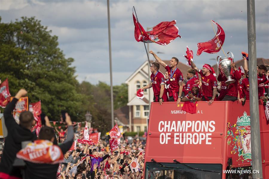 (SP) BRITAIN-LIVERPOOL-FOOTBALL-UEFA CHAMPIONS LEAGUE-LIVERPOOL TROPHY PARADE