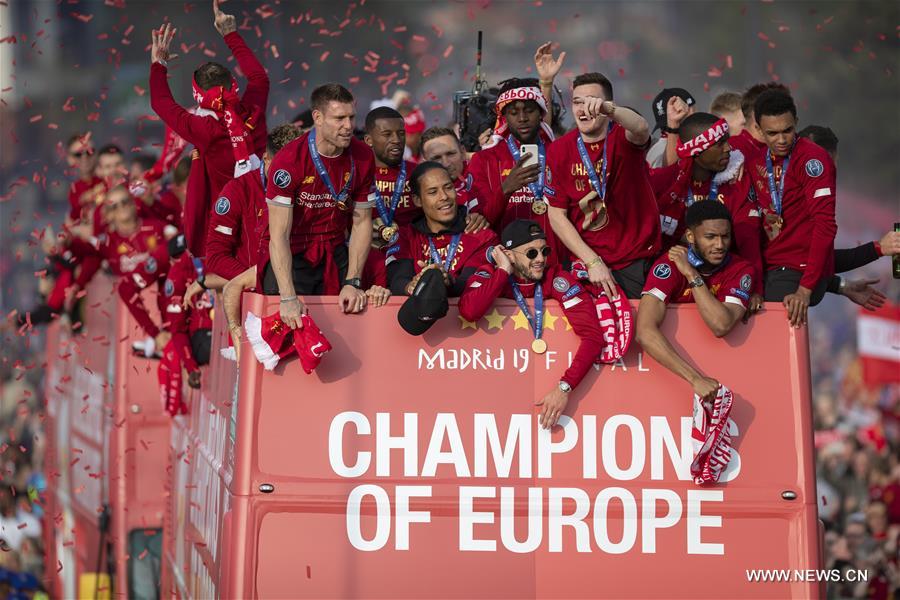 (SP) BRITAIN-LIVERPOOL-FOOTBALL-UEFA CHAMPIONS LEAGUE-LIVERPOOL TROPHY PARADE