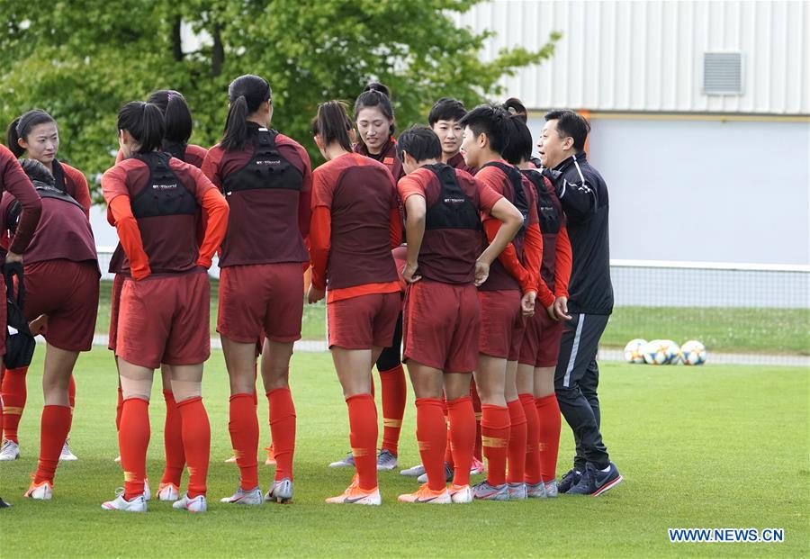 (SP)FRANCE-FOUGERES-2019 FIFA WOMEN'S WORLD CUP-CHINA-TRAINING SESSION