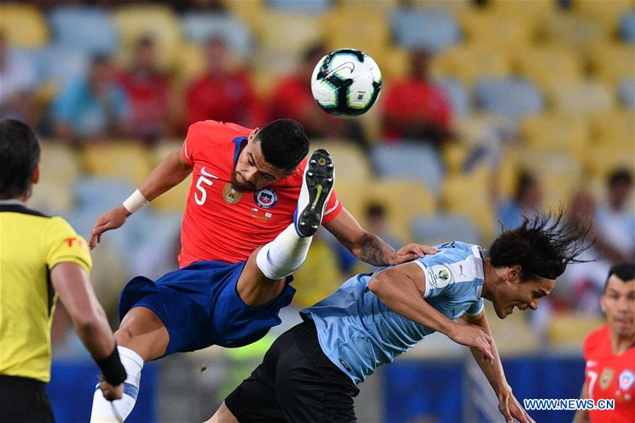 (SP)BRAZIL-RIO DE JANEIRO-FOOTBALL-COPA AMERICA-URUGUAY VS CHILE