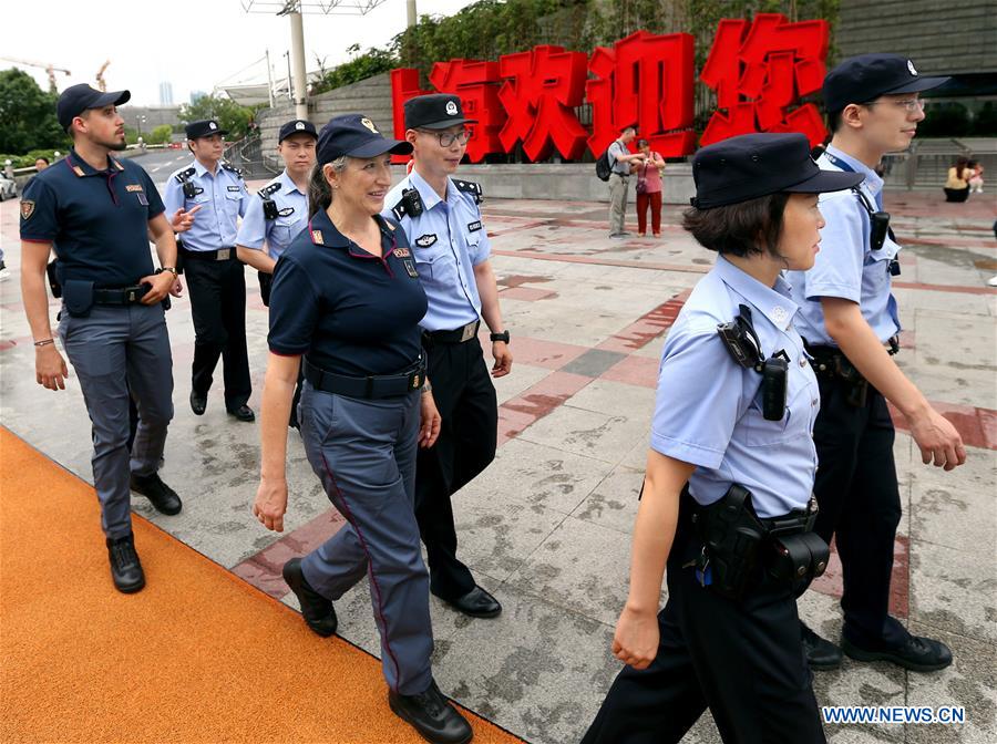 CHINA-SHANGHAI-ITALY-POLICE-JOINT PATROL (CN)