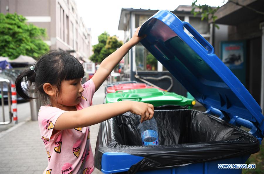 CHINA-CHONGQING-GARBAGE SORTING (CN)