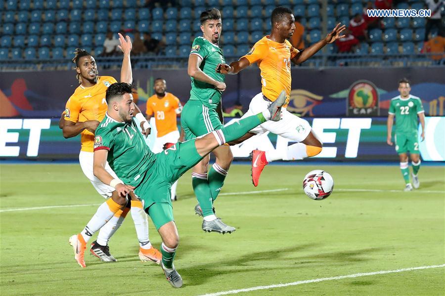 (SP)EGYPT-SUEZ-SOCCER-AFRICA CUP-QUARTERFANAL-ALGERIA VS COTE D'IVOIRE