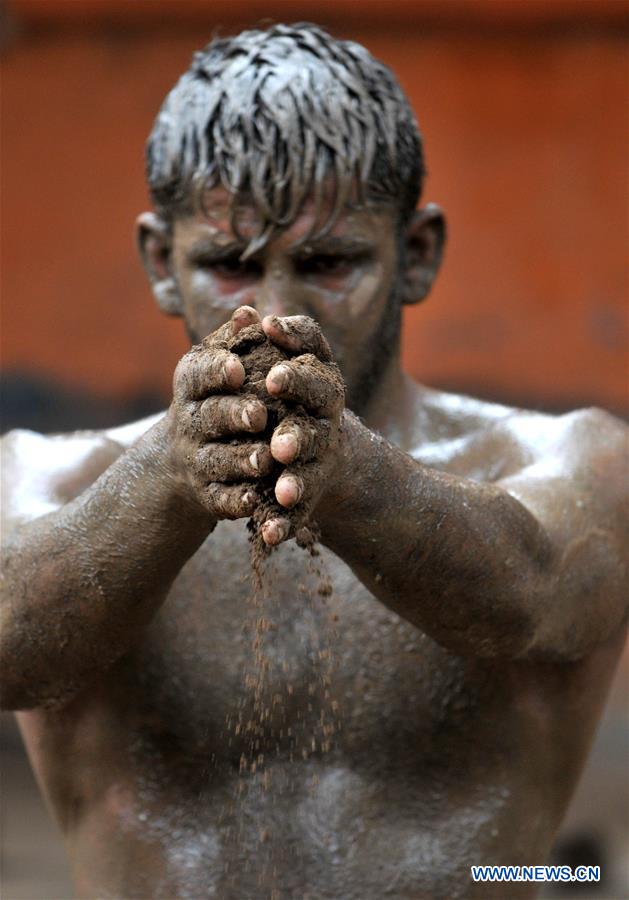 (SP)KASHMIR-JAMMU-TRADITIONAL WRESTLING