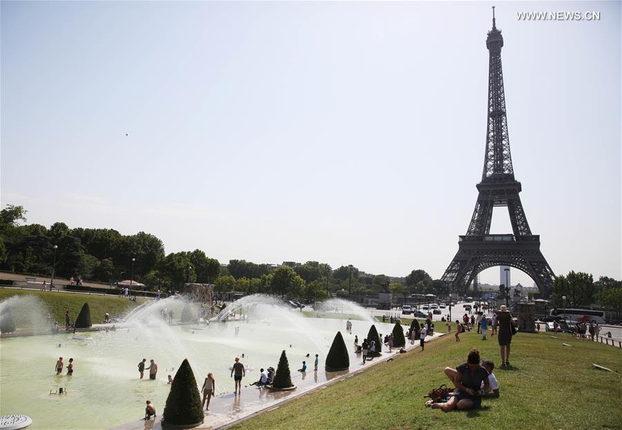 FRANCE-PARIS-HEAT WAVE