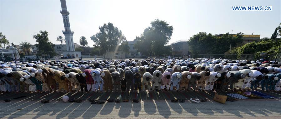 PAKISTAN-RAWALPINDI-EID-AL-ADHA-CELEBRATION