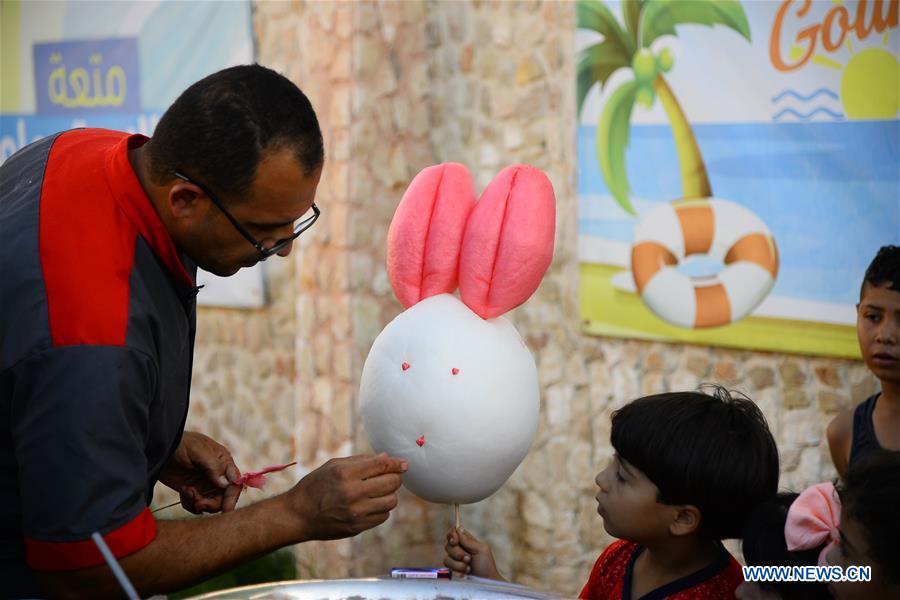 MIDEAST-GAZA-DAILY LIFE-COTTON CANDY