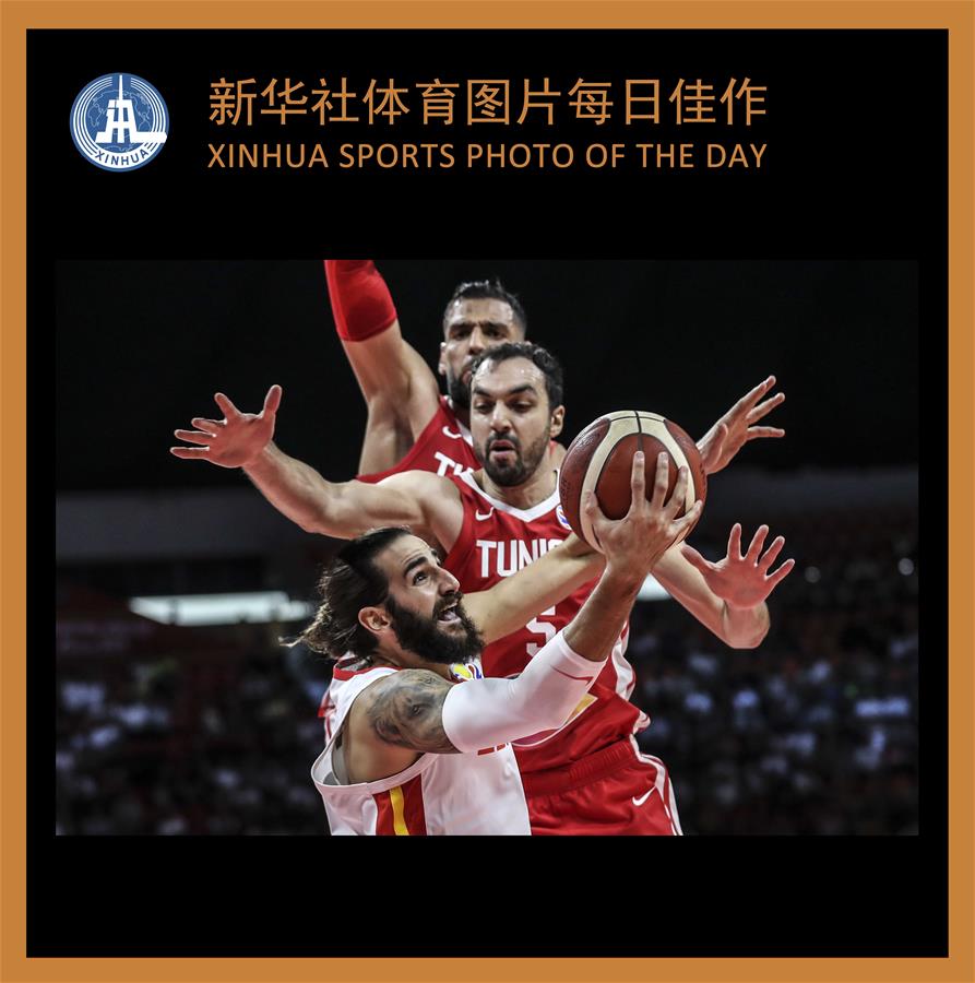 (SP)XINHUA SPORTS PHOTO OF THE DAY