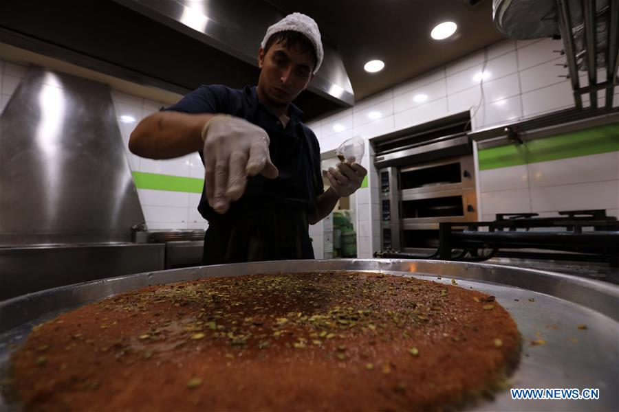 JORDAN-AMMAN-DESSERT-KUNAFA