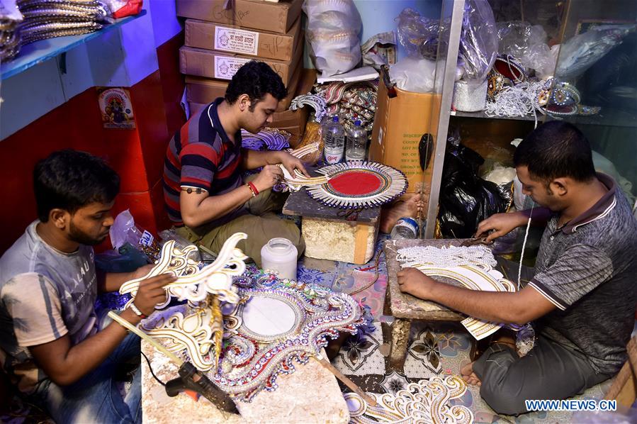 BANGLADESH-DHAKA-HINDU-DURGA PUJA-PREPARATION