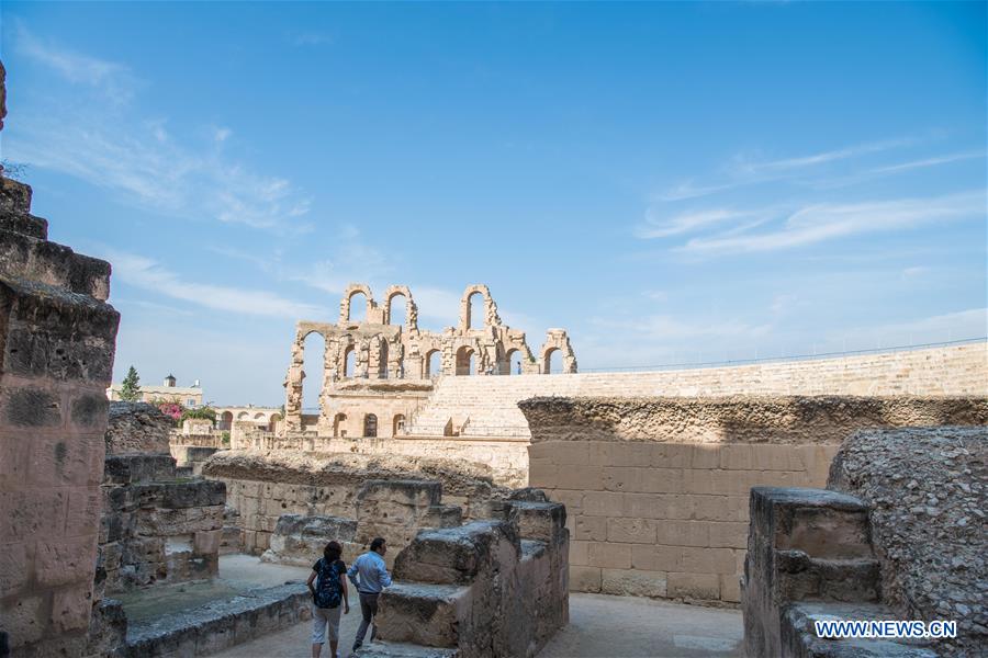 TUNISIA-EL JEM-AMPHITHEATRE