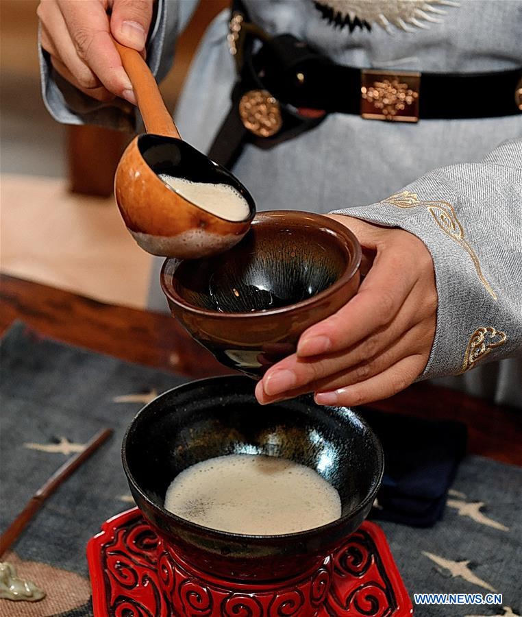 CHINA-FUJIAN-JIANYANG-TRADITIONAL TEA ART (CN)