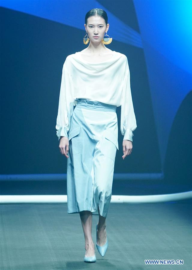 CHINA-BEIJING-FASHION WEEK (CN)