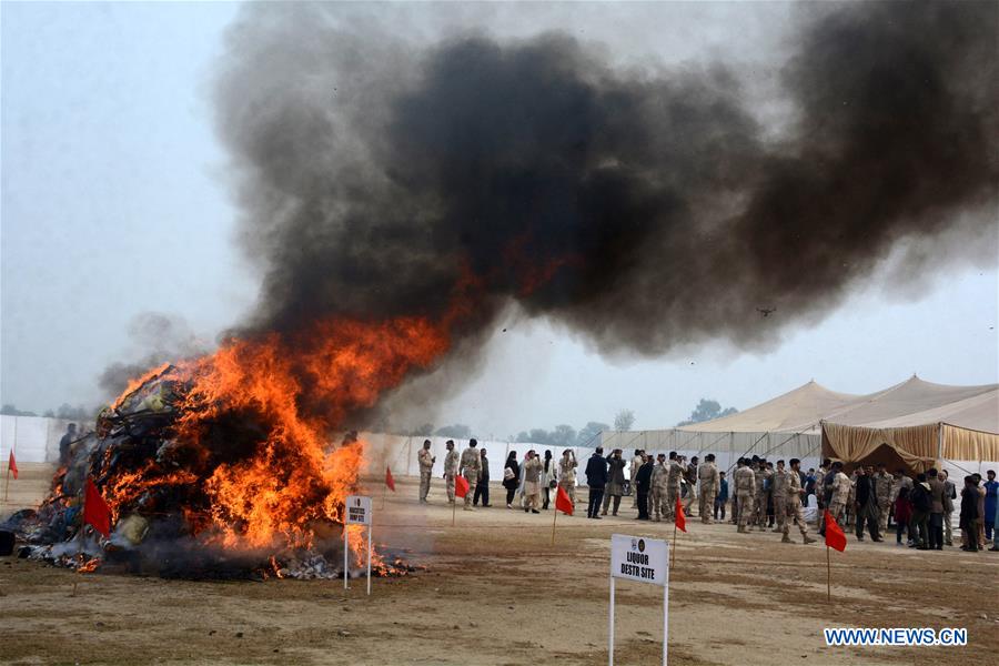 PAKISTAN-LAHORE-DRUGS-DESTRUCTION