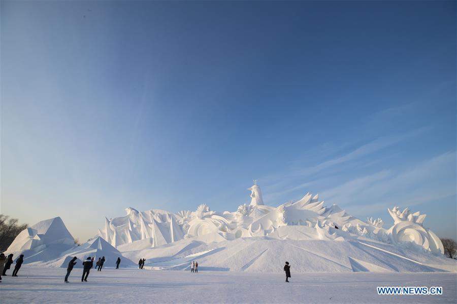 CHINA-HEILONGJIANG-HARBIN-SNOW SCULPTURE ART EXPOSITION (CN)