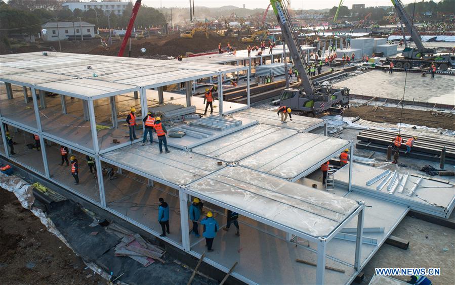 CHINA-WUHAN-CORONAVIRUS CONTROL-MAKESHIFT HOSPITAL-CONSTRUCTION (CN)